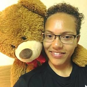 Meet your Posher, Anne